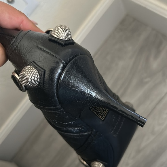 Balenciaga Black Leather Cagole Boots RIGHT BOOT ONLY 37 - Picture 4 of 8